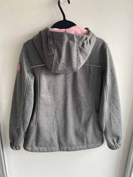 Softshellova bunda, 146