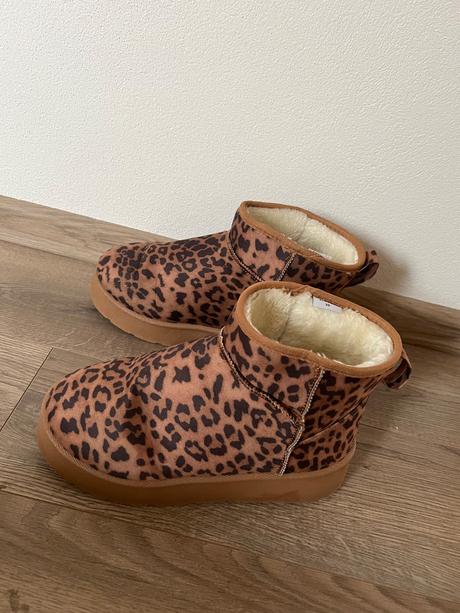 Snehule na platforme, 39