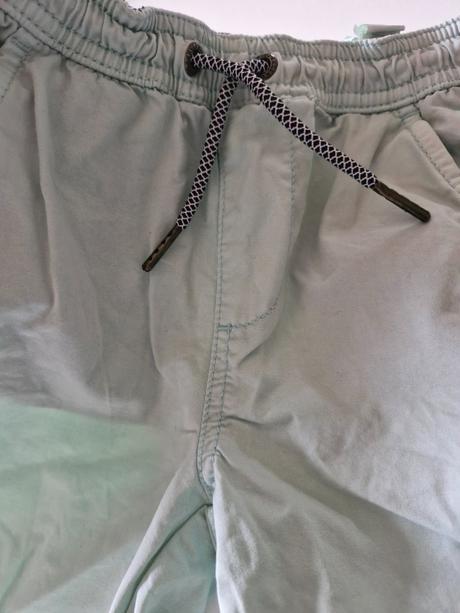 Šortky, reserved,104