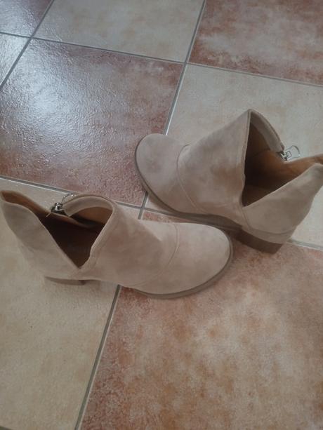 Členkove topanky, 38