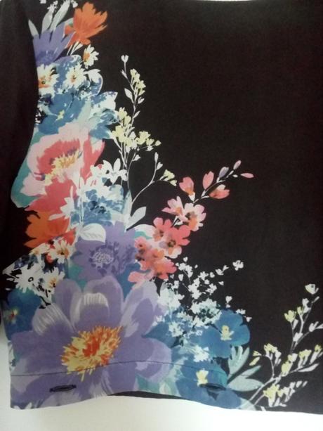 Dámske šaty asos, 40