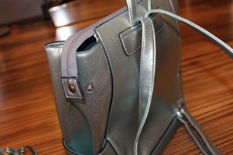 Modrý metalický ruksak new look, new look