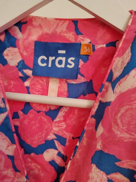 Crās luxusné kvetinové zavinovacie šaty, 36