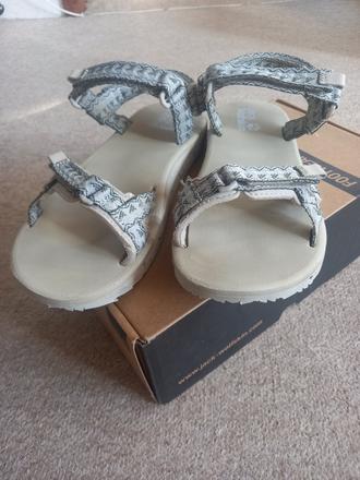 Trekingové sandále, jack wolfskin,38