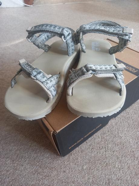 Trekingové sandále, jack wolfskin,38