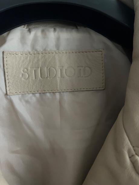 Studio id exkluzivna kozena bunda drahej znacky, s