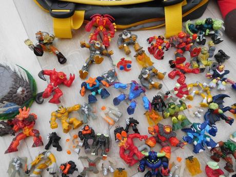 Gormiti-69kusov+1x velký látkový+taška postavičky,, 