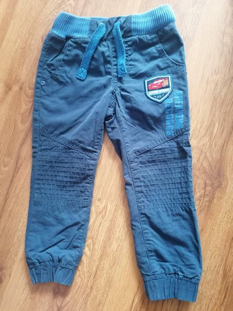 Nohavice podšité 92, c&a,92