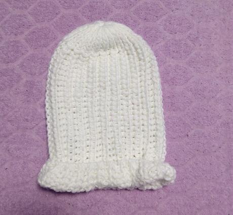 Biela čiapka, calliope,s