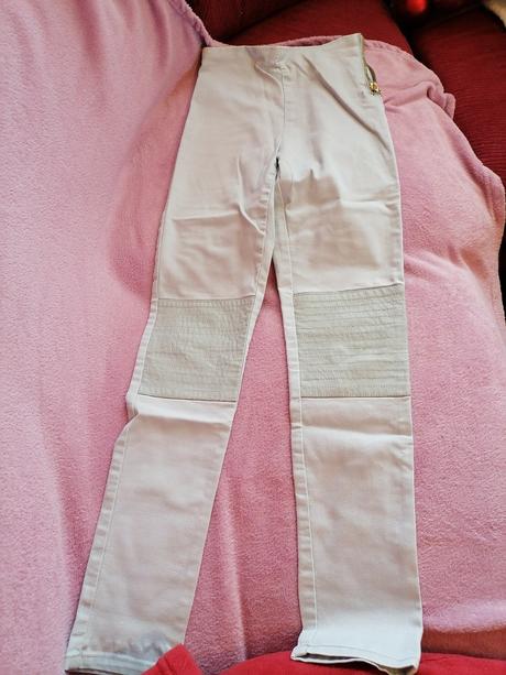 Elasticke nohavice, 146