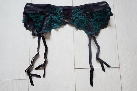 Podväzkový pás hunkemoller, l