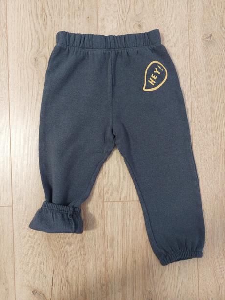 Tepláky, mikina, 86–98