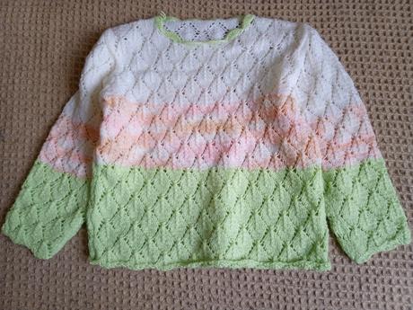 Zelený pulovrík 104, 104