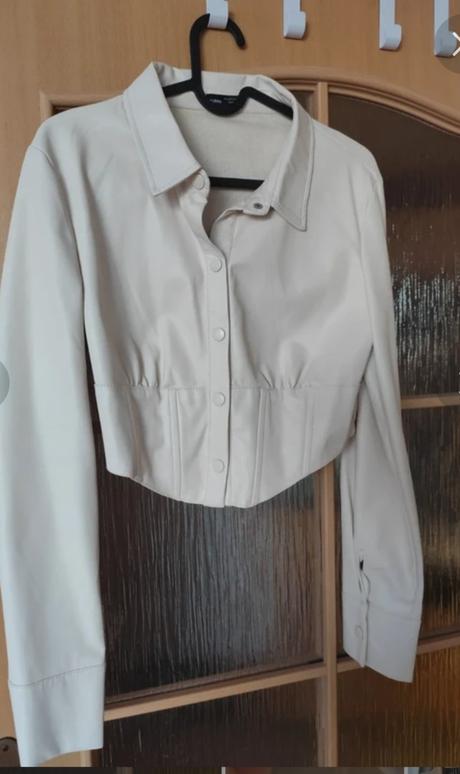 Crop top /blúzka kožený vzhľad, bershka,38 / m
