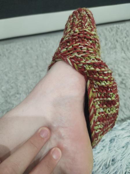 Čo spôsobuje hrčku pod členkom?