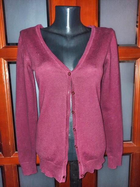 Bordový svetrík veľ s, s