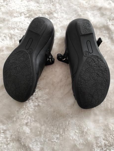 Čierne topánočky, 26