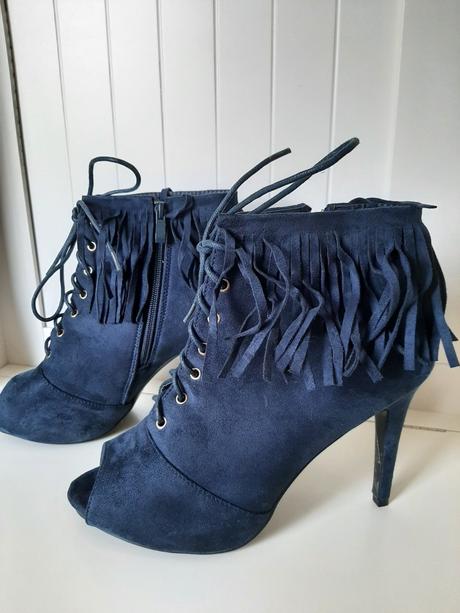 Topánky so strapcami, 41