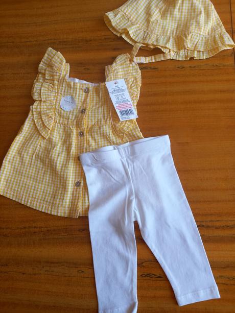 Top na leto s leginami a klobucikom, f&f,68