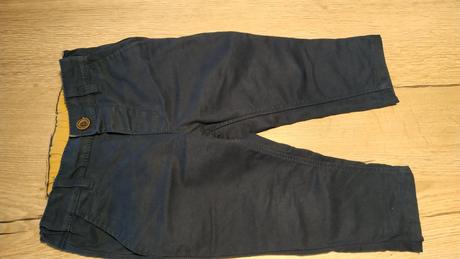 Slávnostné oblečenie, 80