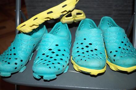 Zelene crocsiky 2 pary-cena spolu, 29