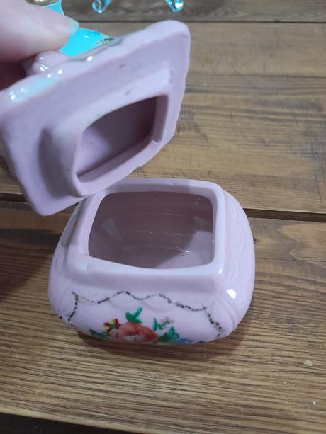 Zberatelske dozicky,