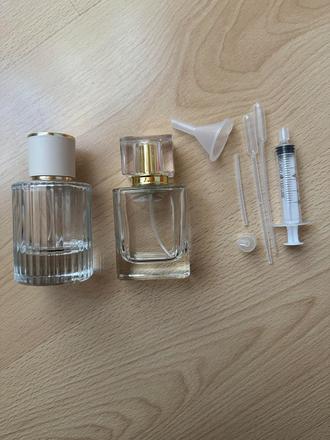 Flakóny na parfum,