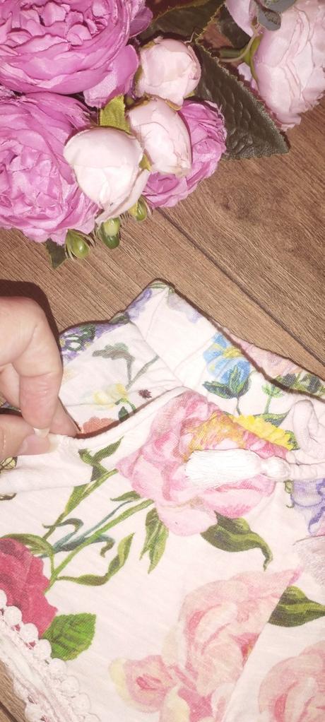 Kvietkované šortky, h&m,92