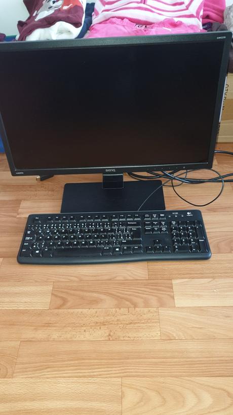 Monitor,klavesnica, myš,