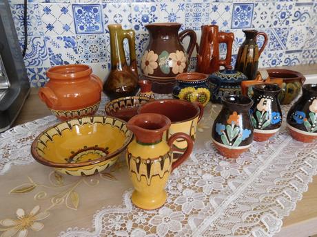 Keramika  farebná rozna, 