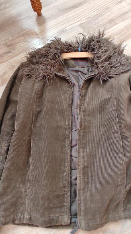 Mencestrovy kabatik, s