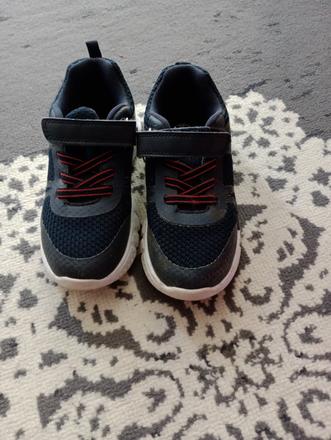 Svietiace tenisky, lupilu,29