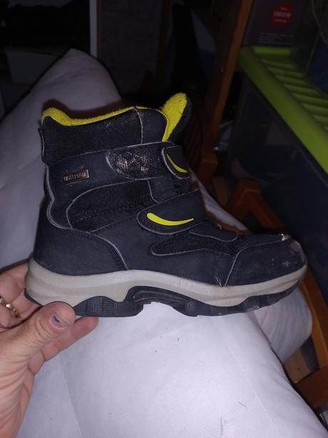 Zimne boty, 30