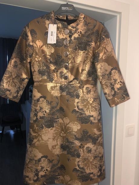 Spoločenské luxusné šaty, 34