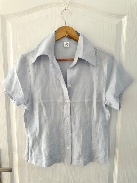 Svetlomodrá ľanová blúzka s krátkymi rukávmi, m