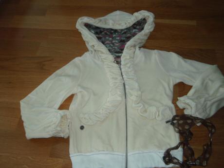 Mikinka miss sixty, 104