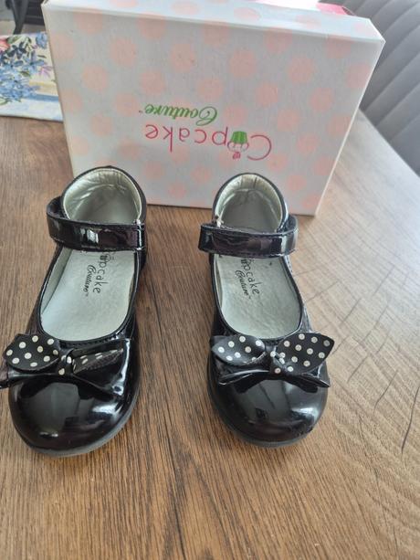 Topánky, cupcake,23