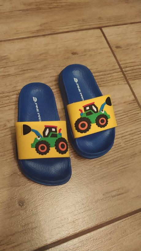 Šľapky s traktorom 23-24, alpine pro,23
