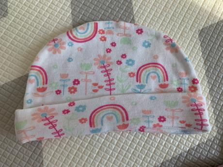 6 ks dojčenských čiapok, <50