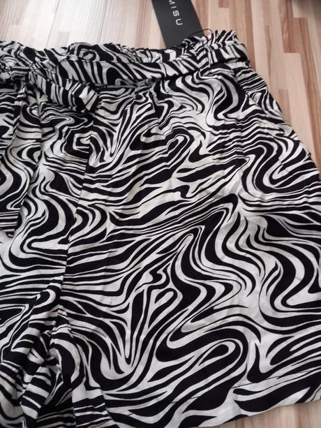 Lahučké šortky, amisu,36 / 38 / m / s