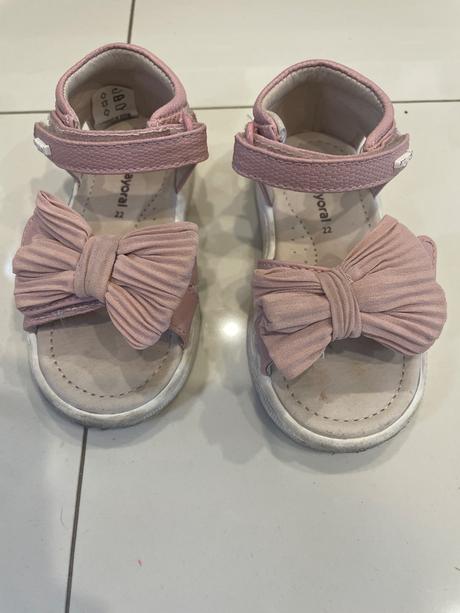 Sandálky mayoral č. 22, mayoral,22