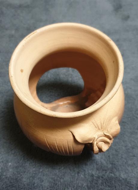 Keramický svietnik, 