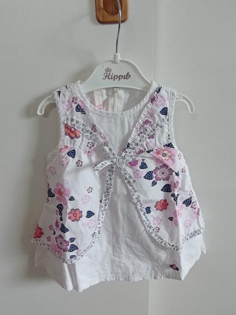 Kvetinové šaty sarabanda, 68