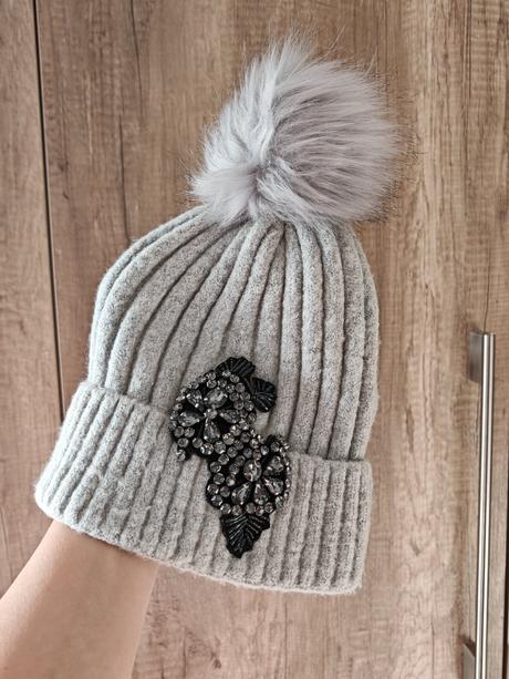 Sada čiapka a šál, orsay