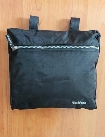 Tullsa univerzálny kryt proti dažďu, 