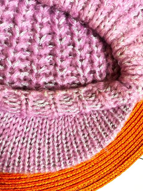 Pletená čiapka so šiltom, m