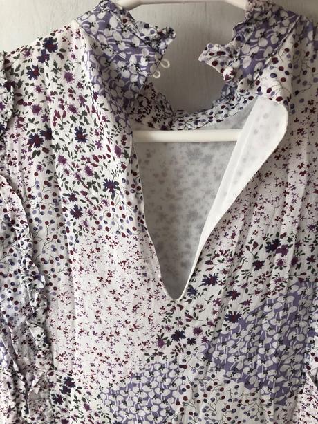 Jarné šaty kvetinkové/ jarné biele šaty kvetinkové, h&m,xs