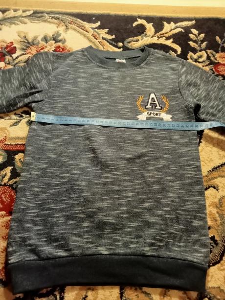 Mikina pulovrík, 152