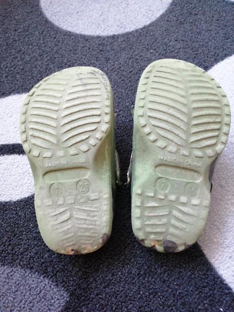 Penové sandalky, 25