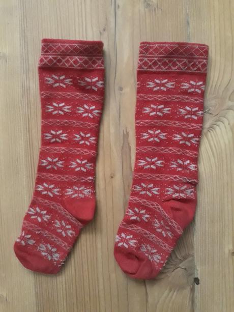 Ponožky a podkolienky, 30